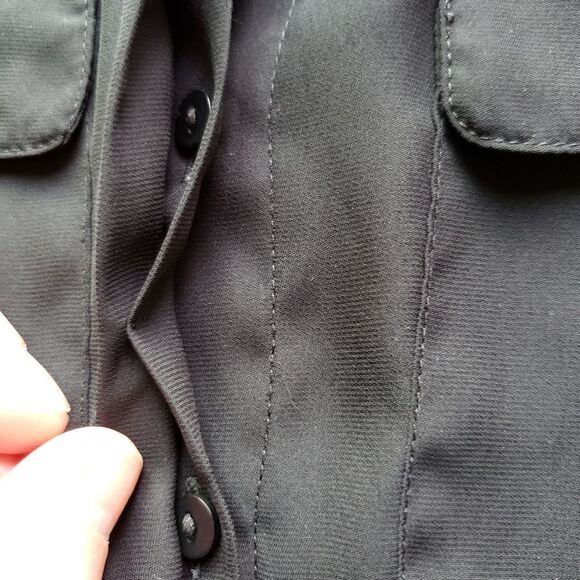 🔹️H&M Black Mandarin Neck Button-up Blouse w/Pockets Size 10 - Picture 6 of 11